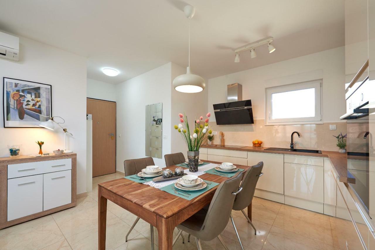 Apartamento Golubica Trogir Exterior foto