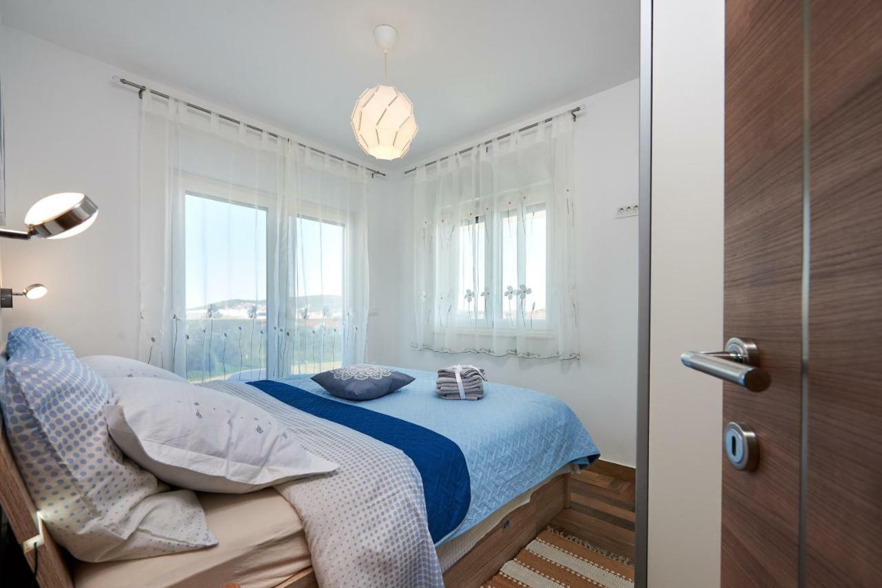 Apartamento Golubica Trogir Exterior foto
