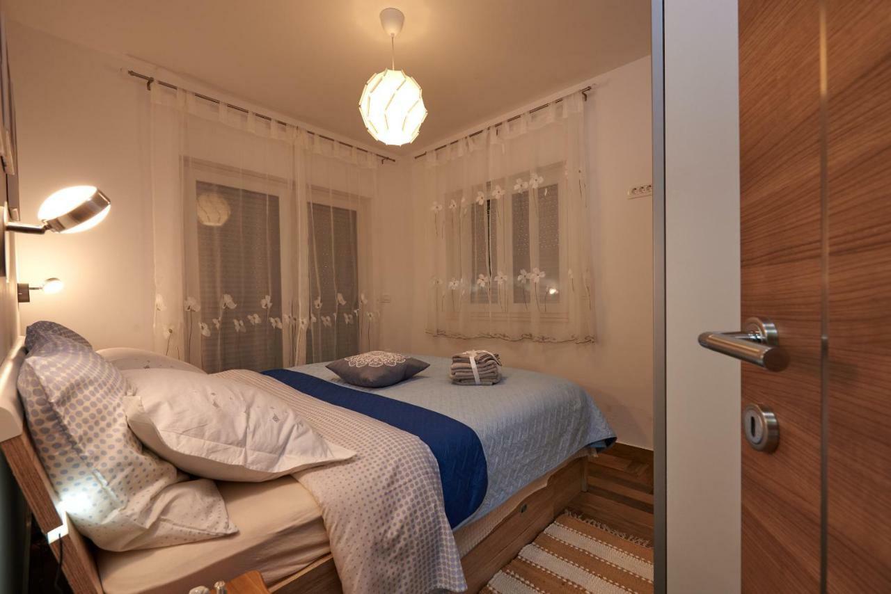 Apartamento Golubica Trogir Exterior foto